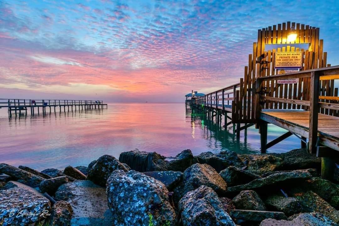 D&R Pelican Bay Resort Рокпорт Екстериор снимка